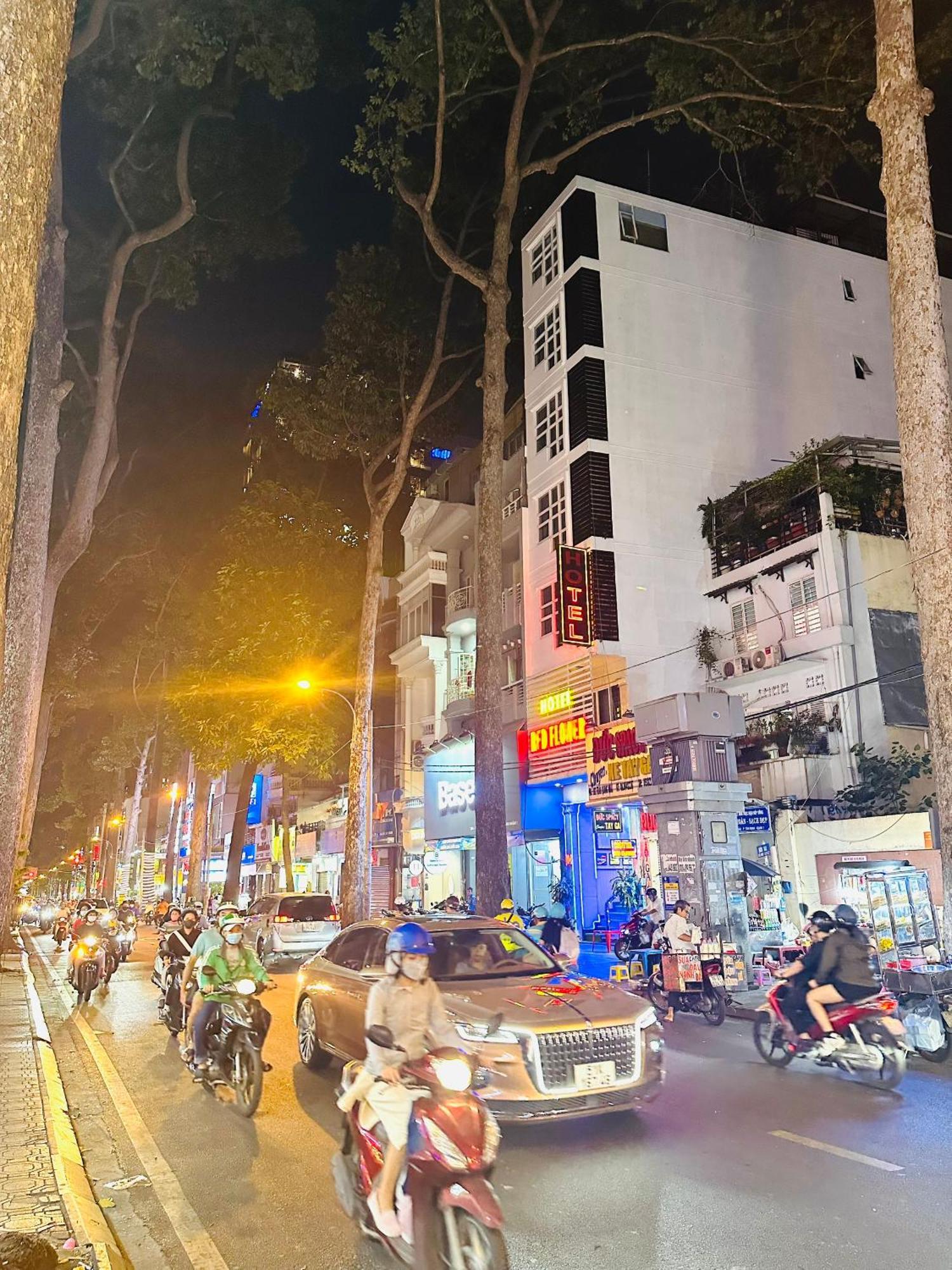 Redflower Hotel Ho Chi Minh City Bagian luar foto