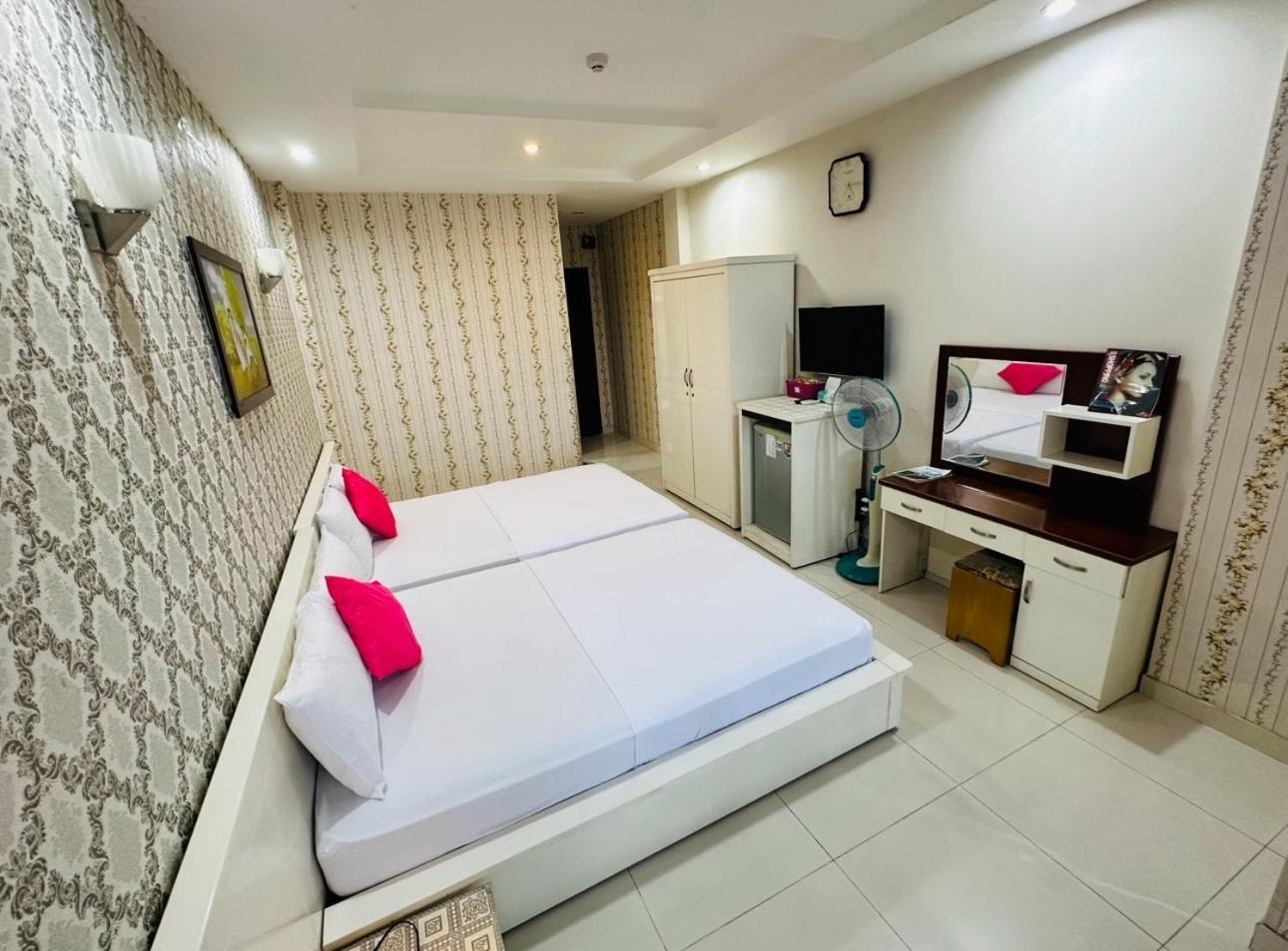 Redflower Hotel Ho Chi Minh City Bagian luar foto