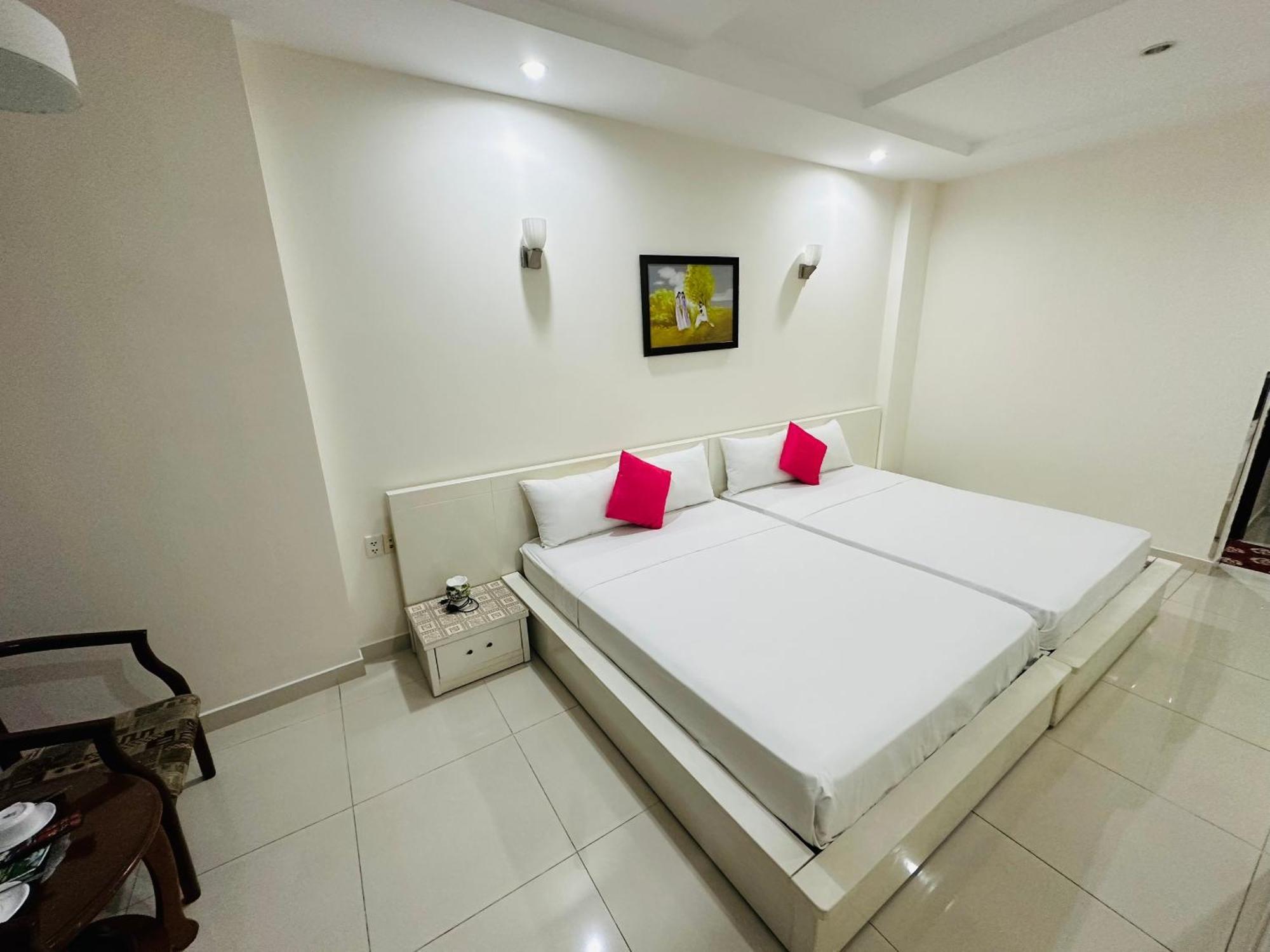 Redflower Hotel Ho Chi Minh City Bagian luar foto