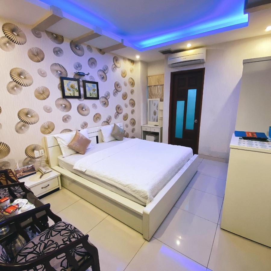 Redflower Hotel Ho Chi Minh City Bagian luar foto